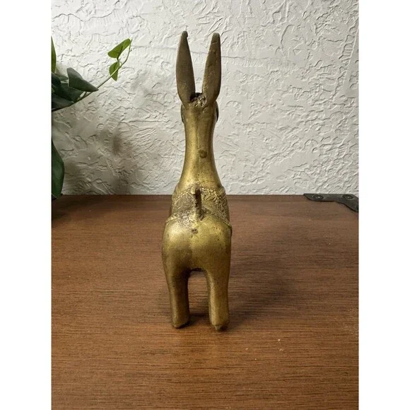 Vintage Brass Donkey Paperweight MCM Etched Details - Picture 5 of 9